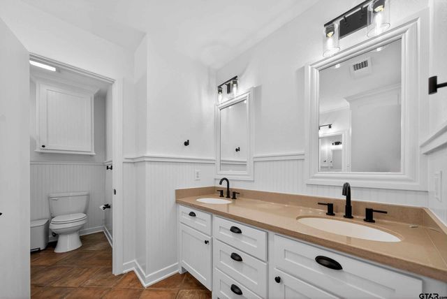 3710 Wynnwood Drive, Tyler, TX 75701