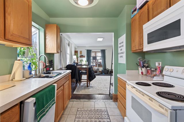 3954 Vincent Avenue N, Minneapolis, MN 55412