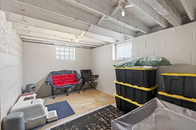 3954 Vincent Avenue N, Minneapolis, MN 55412