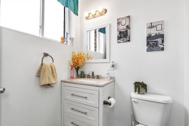 202 Broadway 32, Lawrence, MA 01841