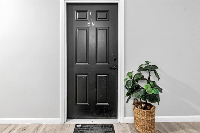 202 Broadway 32, Lawrence, MA 01841