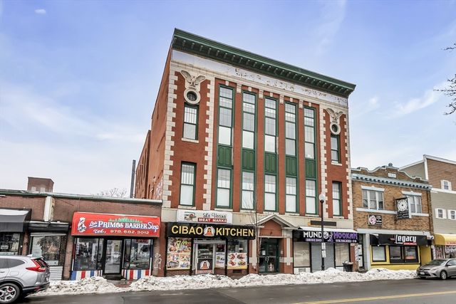 202 Broadway 32, Lawrence, MA 01841