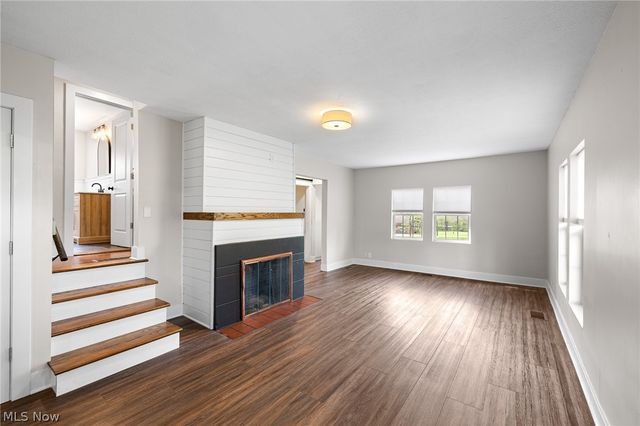 1405 S Medina Line Road, Wadsworth, OH 44281