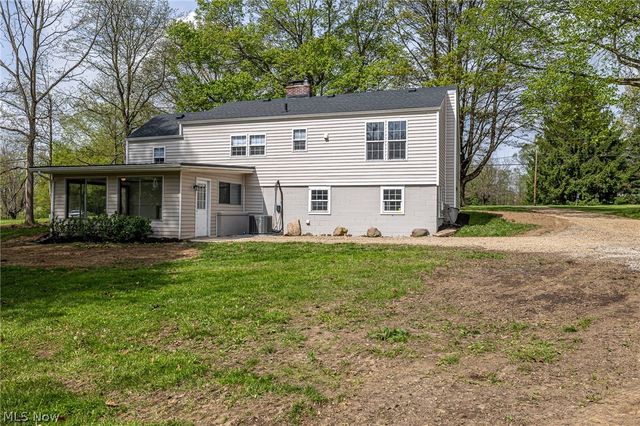 1405 S Medina Line Road, Wadsworth, OH 44281