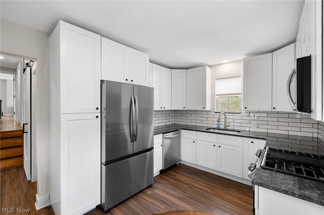 1405 S Medina Line Road, Wadsworth, OH 44281