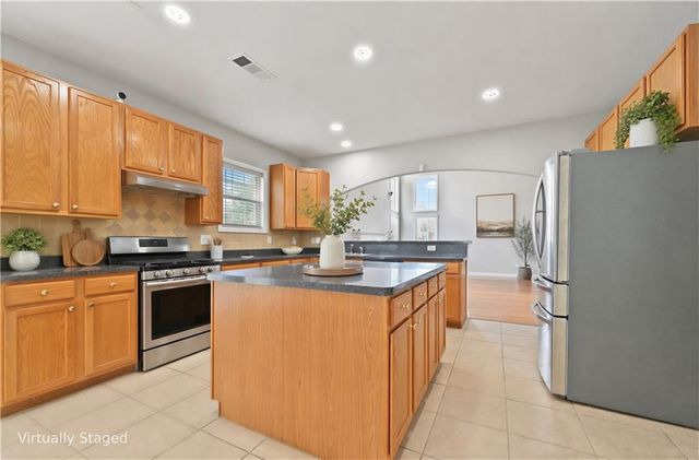 2745 Turning Leaf Drive, Lawrenceville, GA 30044