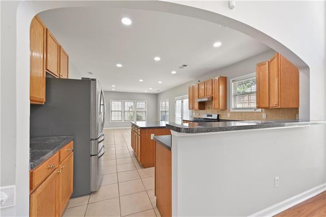 2745 Turning Leaf Drive, Lawrenceville, GA 30044