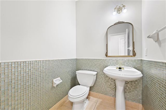 2745 Turning Leaf Drive, Lawrenceville, GA 30044