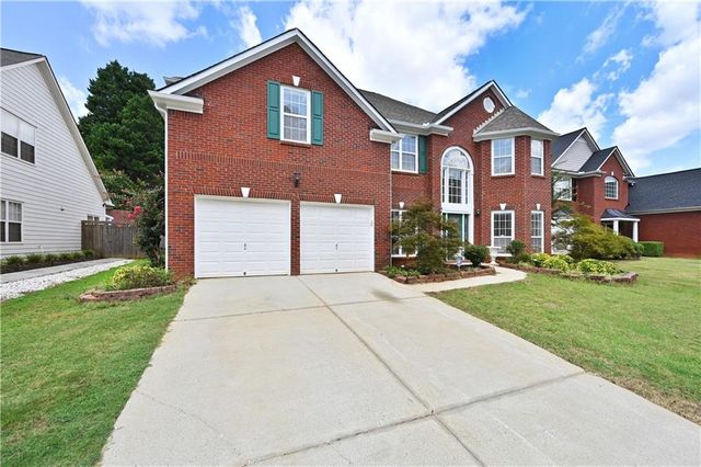2745 Turning Leaf Drive, Lawrenceville, GA 30044