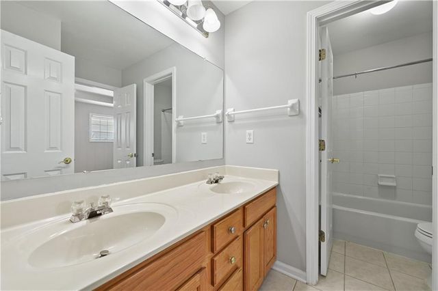 2745 Turning Leaf Drive, Lawrenceville, GA 30044