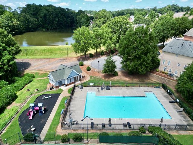 2745 Turning Leaf Drive, Lawrenceville, GA 30044