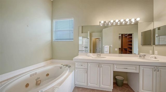 4177 WESTBOURNE CIRCLE, Sarasota, FL 34238