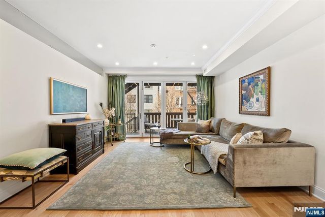 720 Willow Avenue 3, Hoboken, NJ 07030