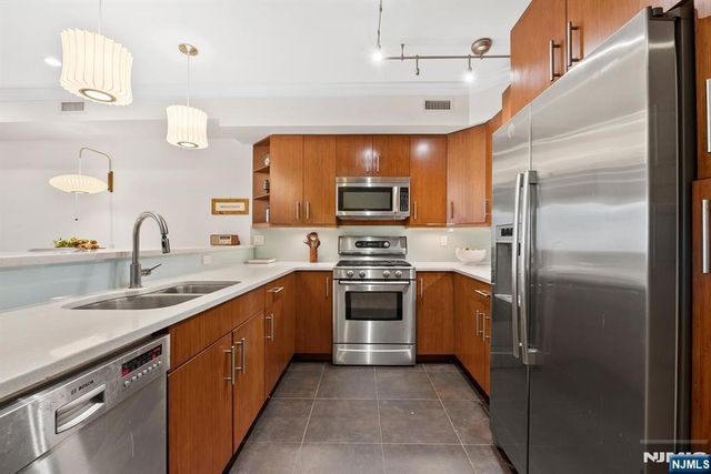 720 Willow Avenue 3, Hoboken, NJ 07030