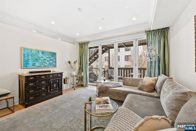 720 Willow Avenue 3, Hoboken, NJ 07030