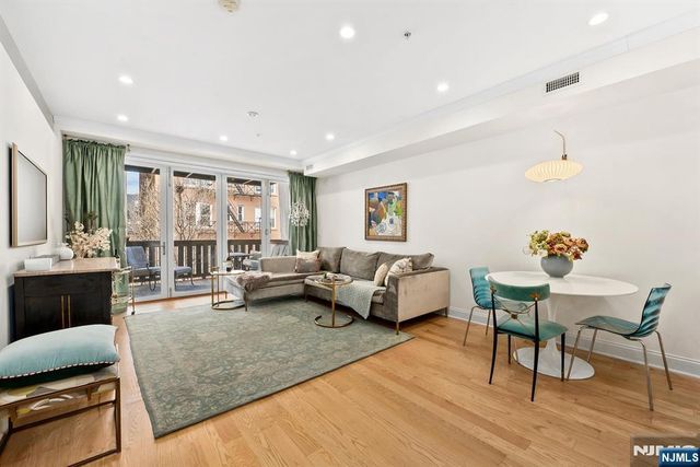 720 Willow Avenue 3, Hoboken, NJ 07030