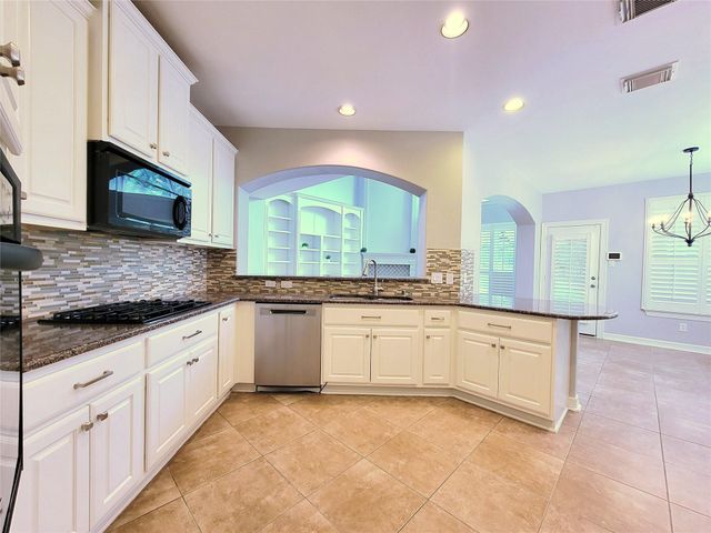 7503 Stonebridge Creek Lane, Humble, TX 77396