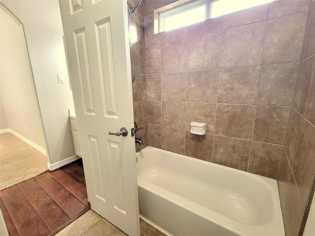 7503 Stonebridge Creek Lane, Humble, TX 77396