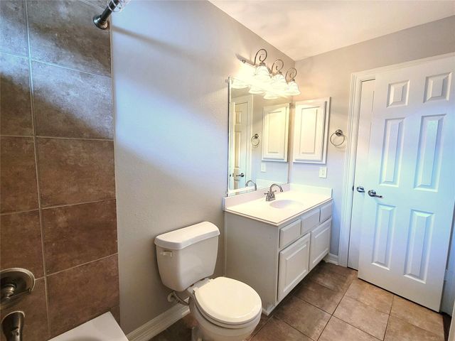 7503 Stonebridge Creek Lane, Humble, TX 77396