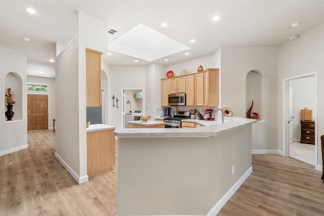 6117 Holly Crest Lane, Sachse, TX 75048