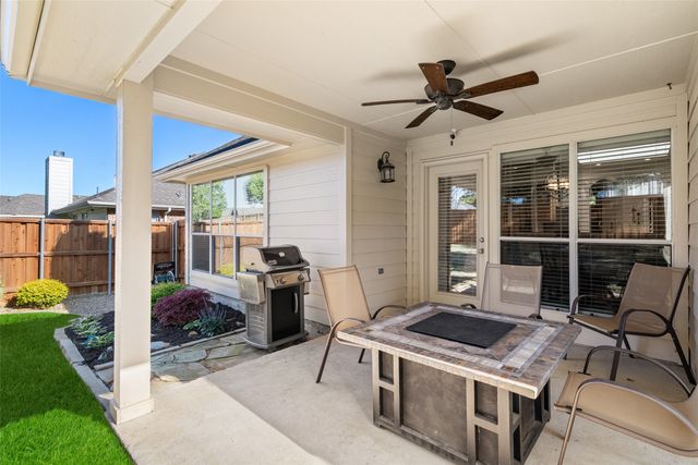 6117 Holly Crest Lane, Sachse, TX 75048