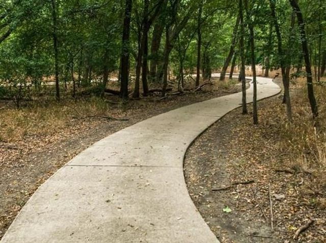 6117 Holly Crest Lane, Sachse, TX 75048