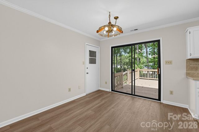 6240 Round Hill Road, Charlotte, NC 28211