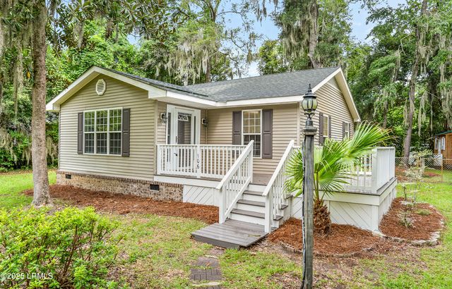 106 Verdier Road, Beaufort, SC 29902