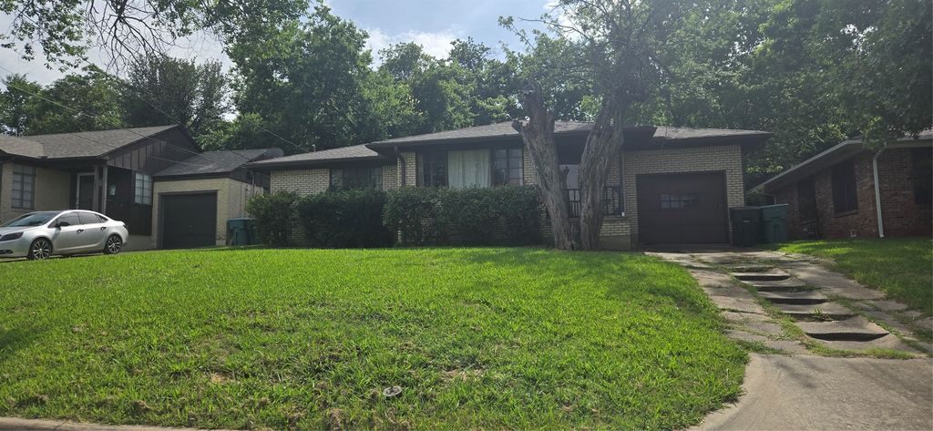 626 Kessler Boulevard, Sherman, TX 75092