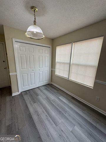 253 Whistle Way, Locust Grove, GA 30248