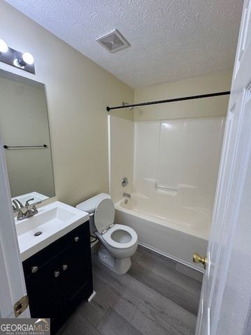 253 Whistle Way, Locust Grove, GA 30248