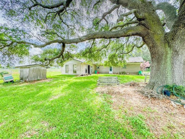 15869 Brush Island Road, Winnie, TX 77622