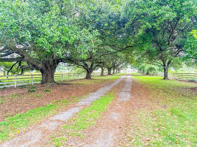 15869 Brush Island Road, Winnie, TX 77622