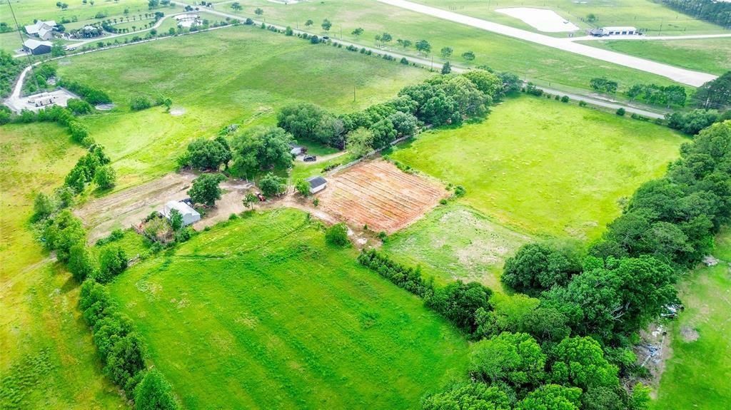 15869 Brush Island Road, Winnie, TX 77622