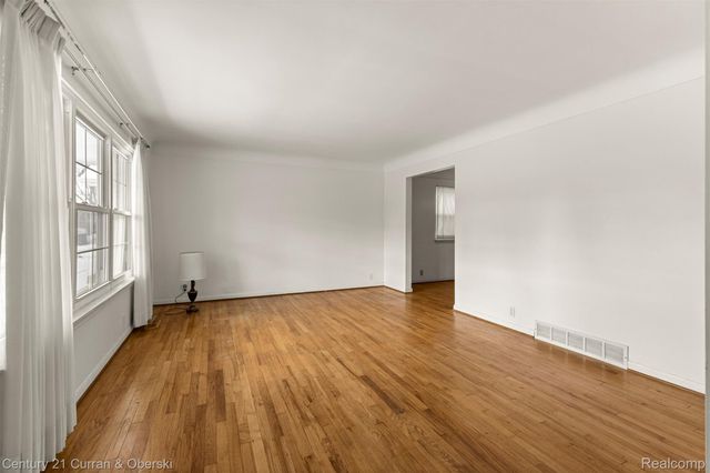 22912 Marlboro Street, Dearborn, MI 48128