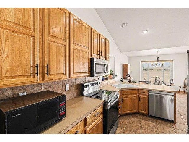 6219 W 6th St, Greeley, CO 80634