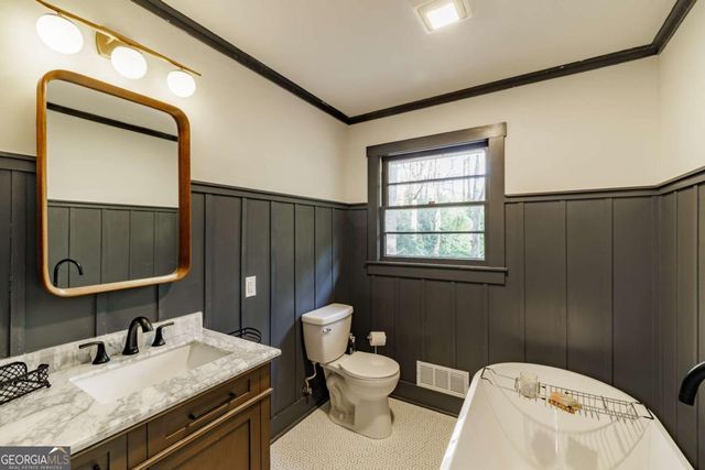 400 Greencrest Drive, Athens, GA 30605