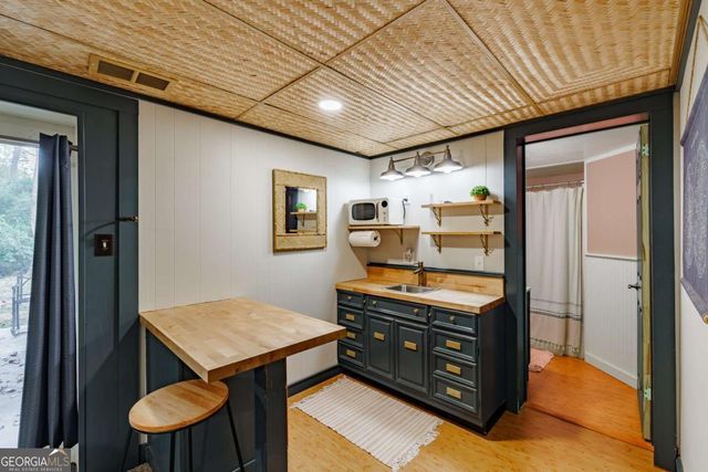 400 Greencrest Drive, Athens, GA 30605