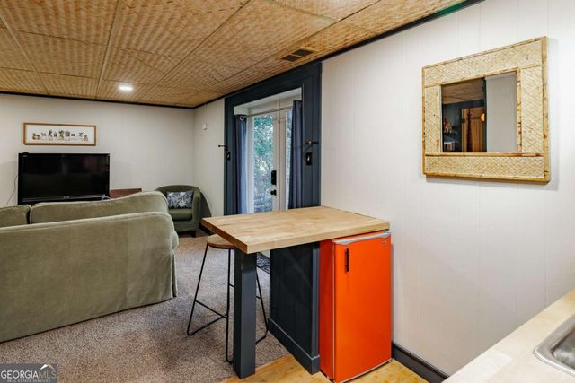 400 Greencrest Drive, Athens, GA 30605