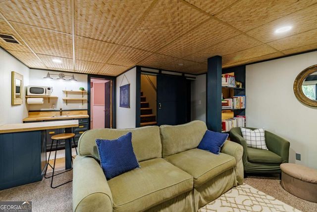 400 Greencrest Drive, Athens, GA 30605