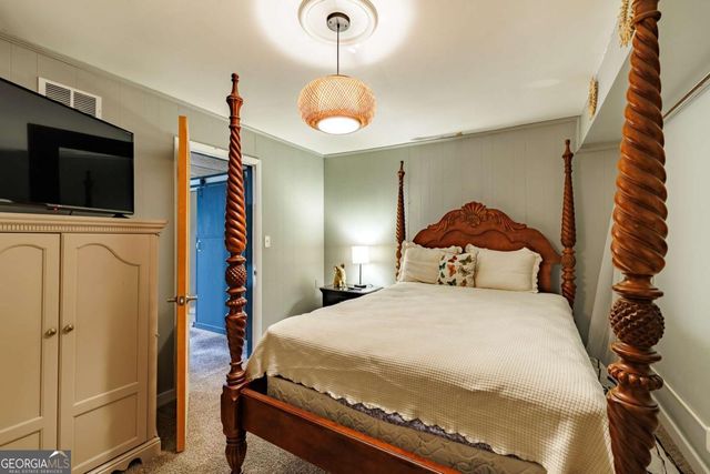 400 Greencrest Drive, Athens, GA 30605