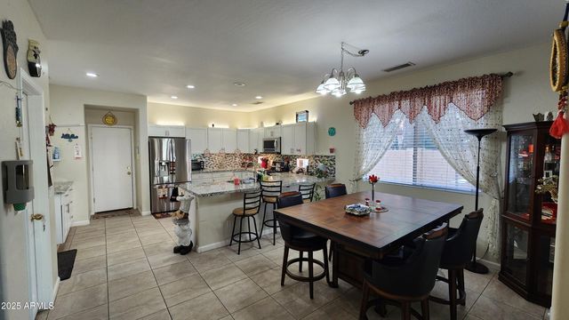 13746 W LISBON Lane, Surprise, AZ 85379