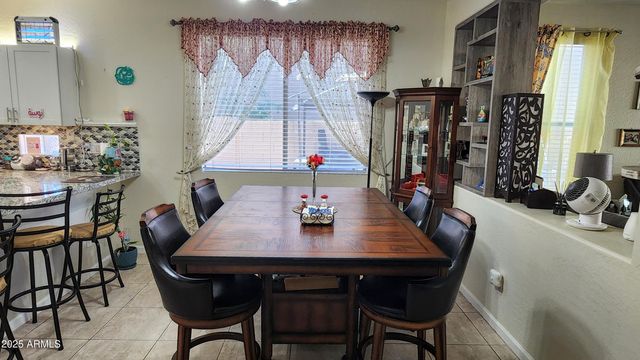 13746 W LISBON Lane, Surprise, AZ 85379