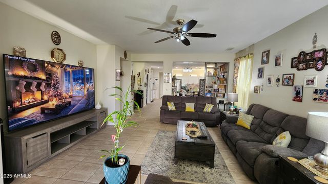 13746 W LISBON Lane, Surprise, AZ 85379