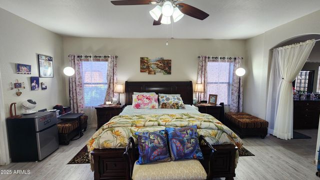 13746 W LISBON Lane, Surprise, AZ 85379