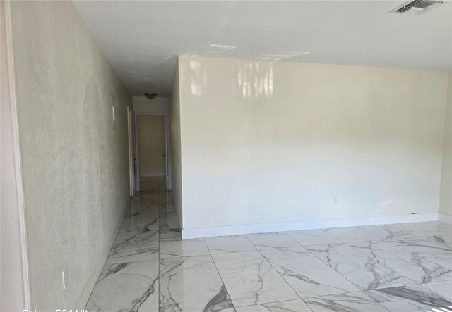 2217 Grant St, Hollywood, FL 33020