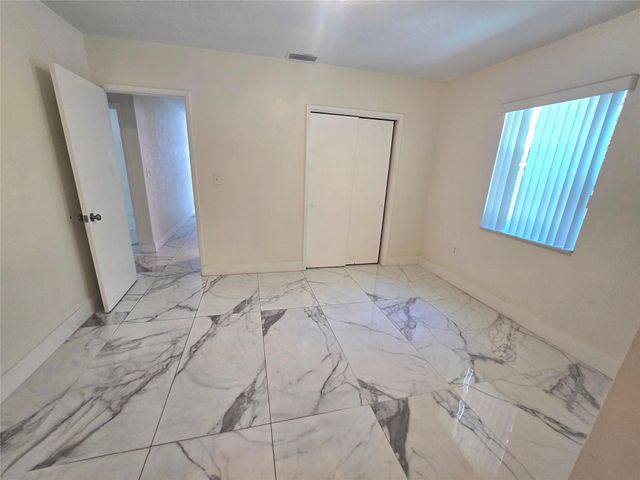 2217 Grant St, Hollywood, FL 33020