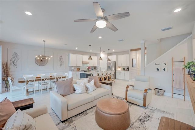 9022 Slade TER, Fort Myers, FL 33967