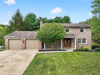25 Holly Ridge Rd, N Franklin Twp, PA 15301