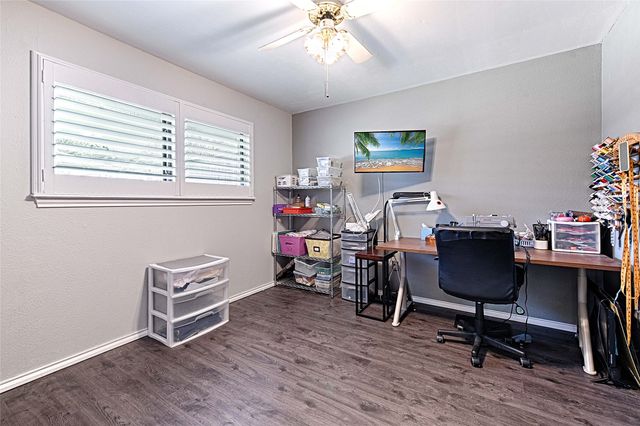 2205 Mayfield Circle, Corinth, TX 76208